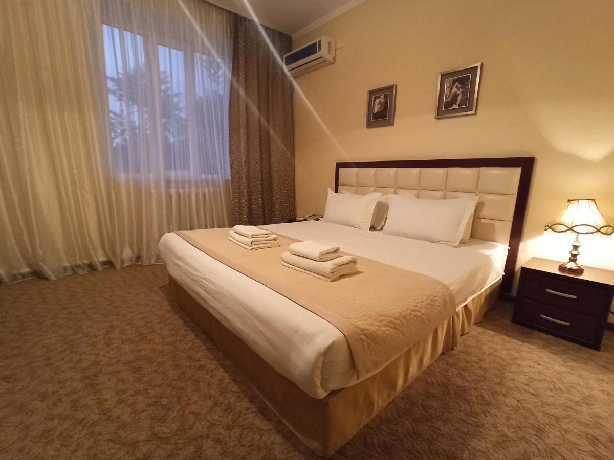 Silk Way Boutique Hotel Osh Luaran gambar