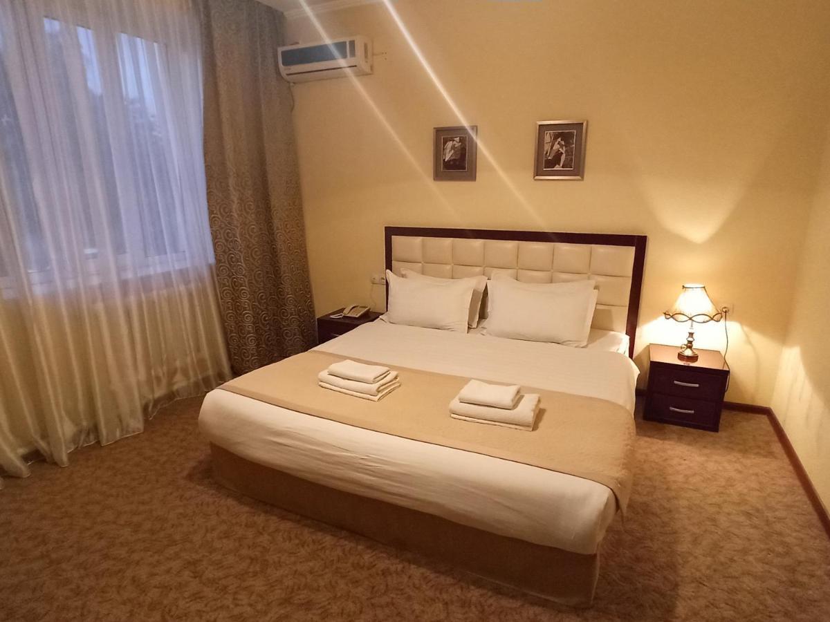 Silk Way Boutique Hotel Osh Luaran gambar